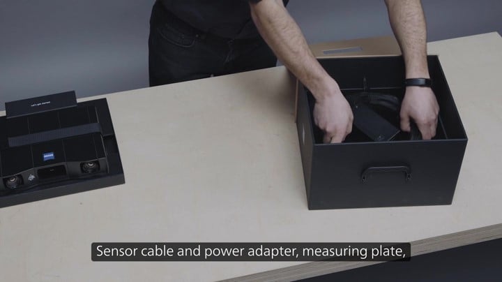 GOM_Scan_1_Film_Unboxing_Travel_Case_Subtitles_EN_Moment