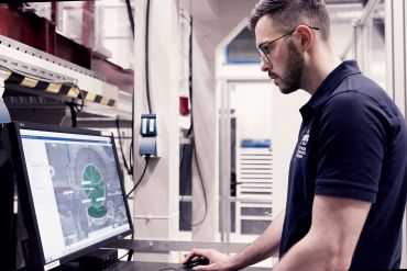 Using the ARAMIS DIC software to measure car wheel test